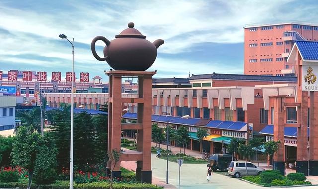 潮汕“00后”布局，在芳村卖茶叶4月，搞走广州一群老江湖5亿