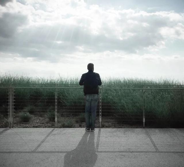 中产返贫的五大陷阱，再有钱也会变穷