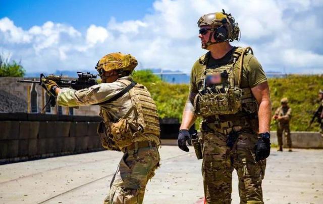 世界需要的是桥梁，而不是墙