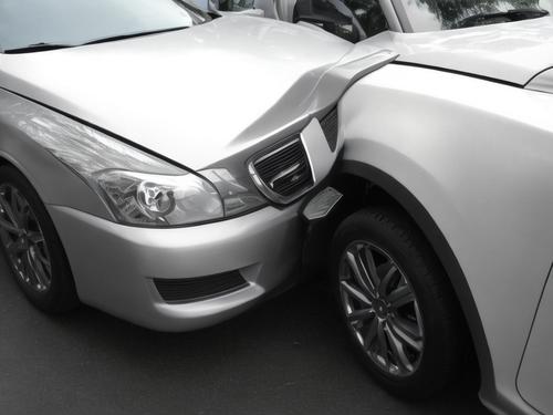 撞车后我负全责，对方要求要交通费我用付钱吗