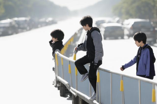 行走社会必备:16条“人情世故”