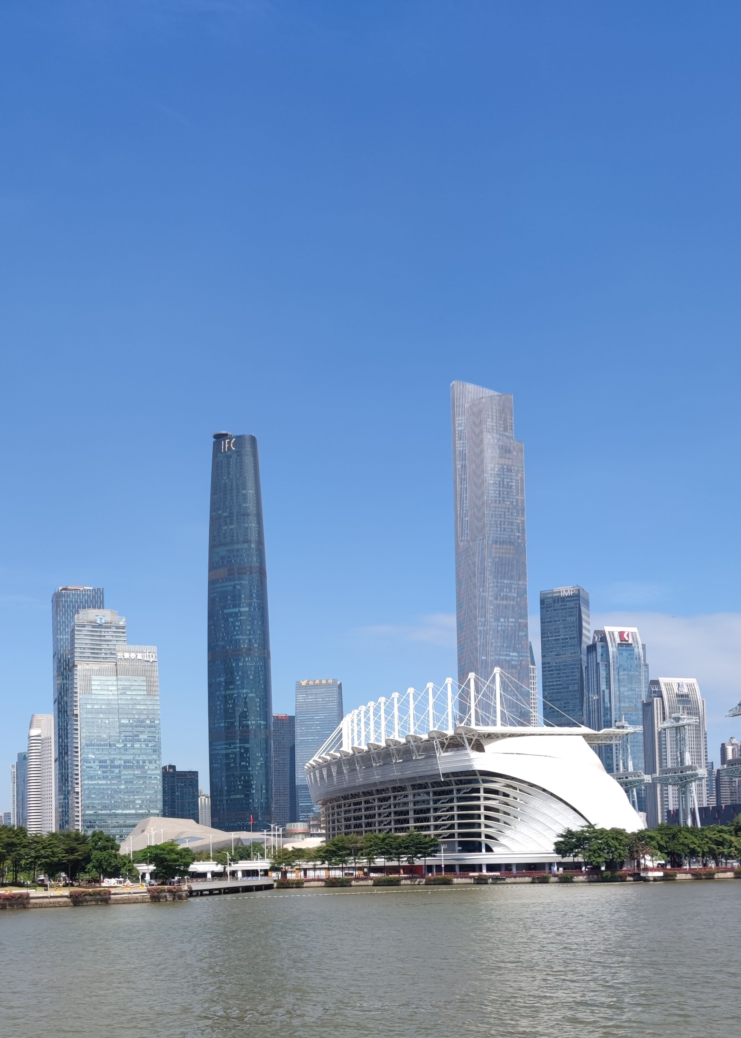 一个人成就的高度，不会超过他的思维高度