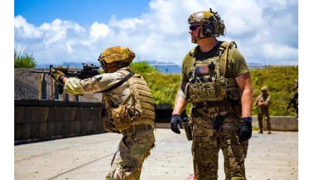 世界需要的是桥梁，而不是墙