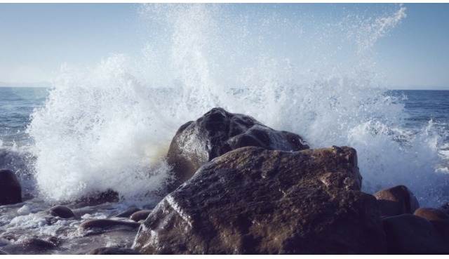 与三观不在，你应该做的事，闭嘴，转身离去