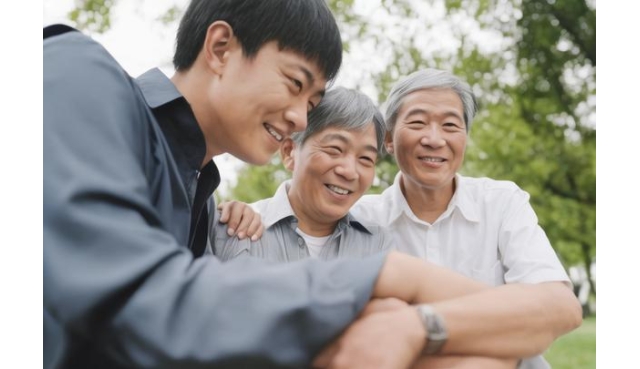 老年人口近3亿，银发经济如何开启新蓝海？