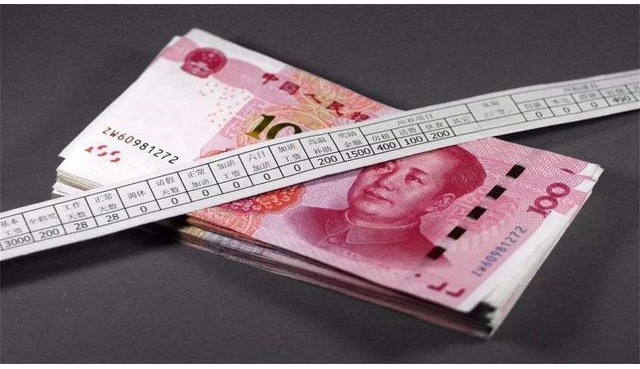 中国有多少人能够一年攒下10万元？