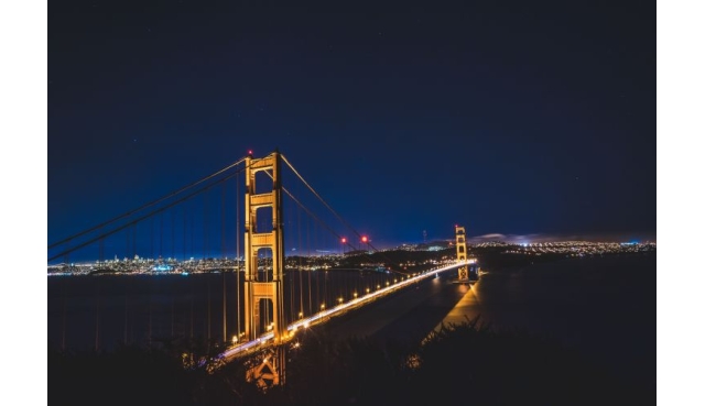 刘强东：现金流压倒一切，只有净利润可能分分钟死掉